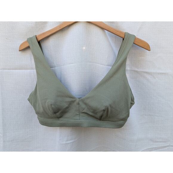 Lululemon Women's Waterside Honeycomb V Swim Top Size Large Sage Green - Picture 1 of 8